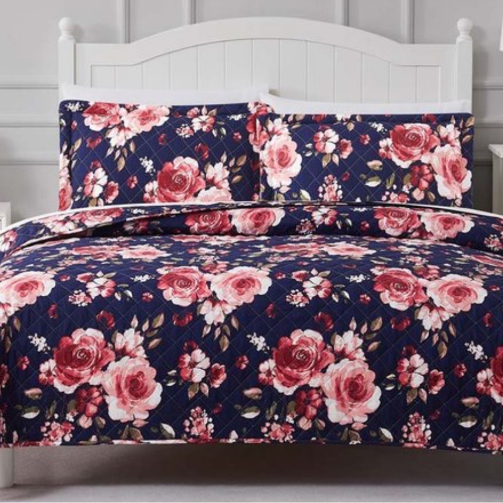 🌺 Navy Floral Queen Quilt Set 🌺
